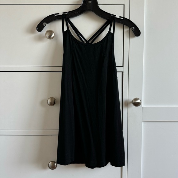 NWOT black workout tank - Picture 1 of 5